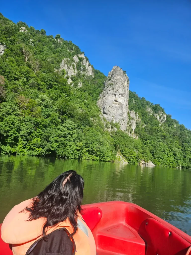 Plimbare cu barca - Orsova - Cazanele Dunarii